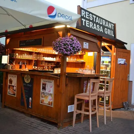 U Jezera Na Namesti Apartment *