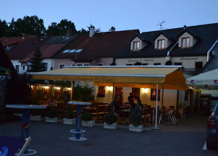 U Jezera Na Namesti